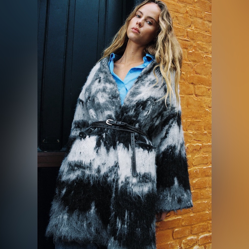 Open front knit coat